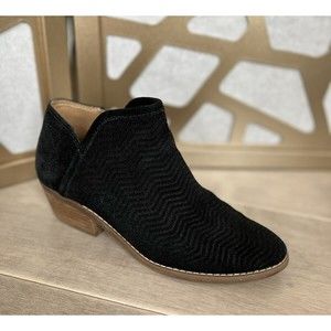 Lucky Brand Farel Women Black Suede Slip Block Heel Ankle Booties Sz 7.5 m